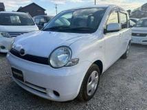 2003 Toyota Sienta