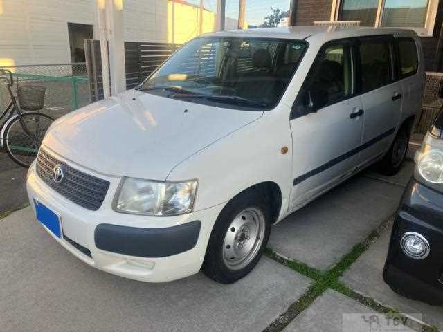 2012 Toyota Succeed Van