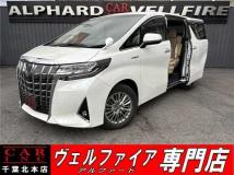 2019 Toyota Alphard Hybrid