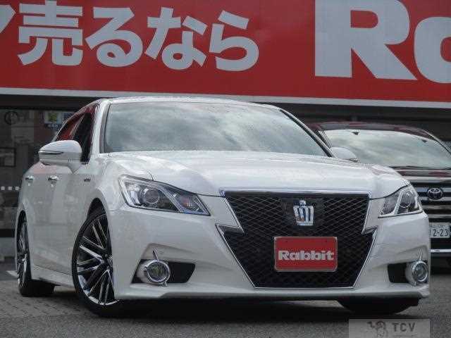 2013 Toyota Crown Hybrid