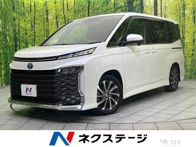 2022 Toyota Voxy