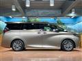 2023 Toyota Alphard Hybrid