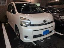 2010 Toyota Voxy