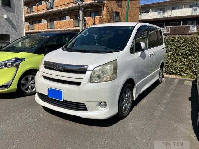 2009 Toyota Noah