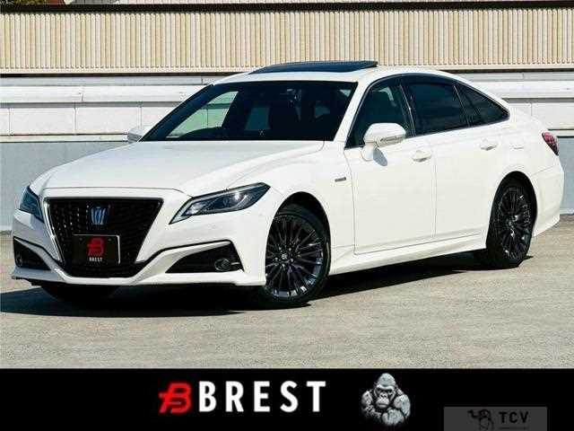 2019 Toyota Crown Hybrid