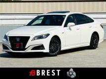 2019 Toyota Crown Hybrid