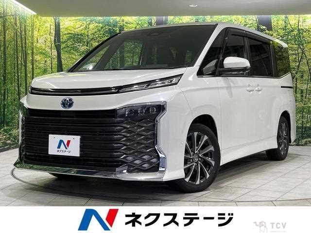2023 Toyota Voxy