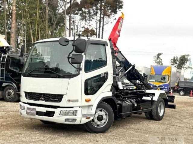 2025 Mitsubishi Fuso Fighter