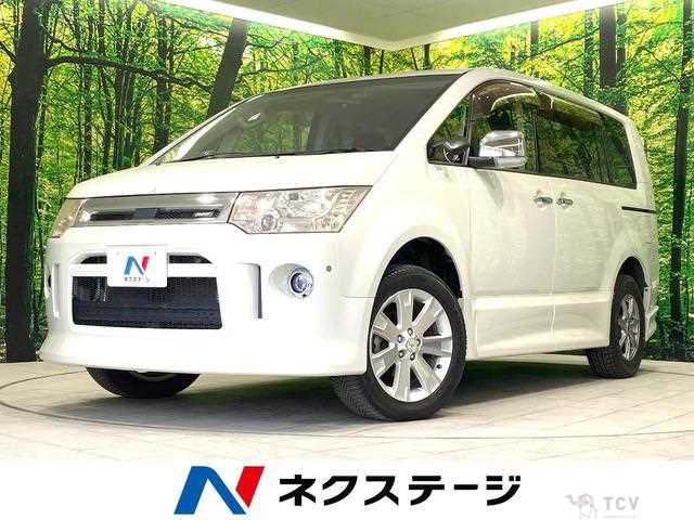 2013 Mitsubishi Delica D5