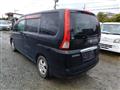 2008 Nissan Serena