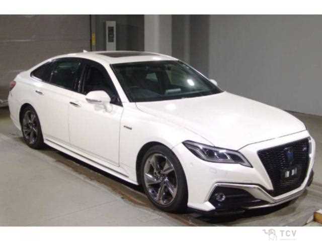 2019 Toyota Crown Hybrid
