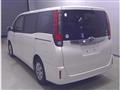 2015 Toyota Noah