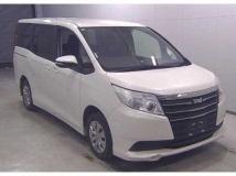 2015 Toyota Noah