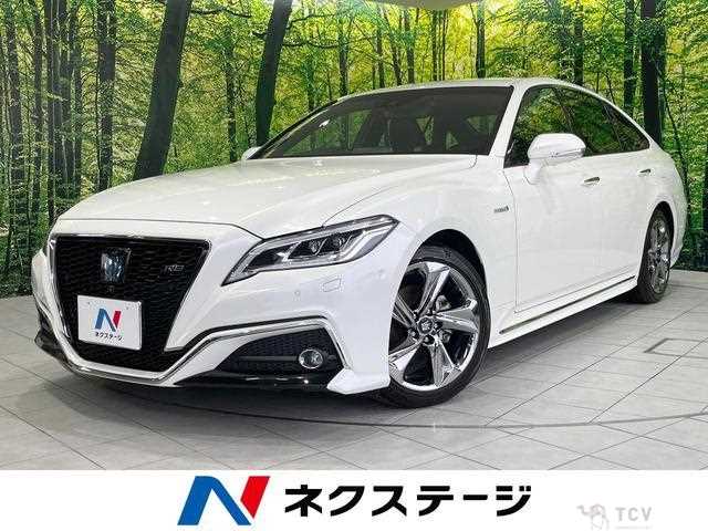 2019 Toyota Crown Hybrid