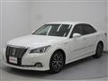 2016 Toyota Crown Hybrid
