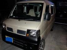2010 Nissan Clipper Van