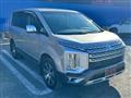 2019 Mitsubishi Delica D5
