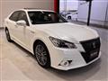 2015 Toyota Crown Hybrid