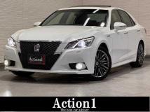 2015 Toyota Crown Hybrid