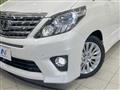 2013 Toyota Alphard G