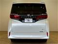 2023 Toyota Alphard Hybrid