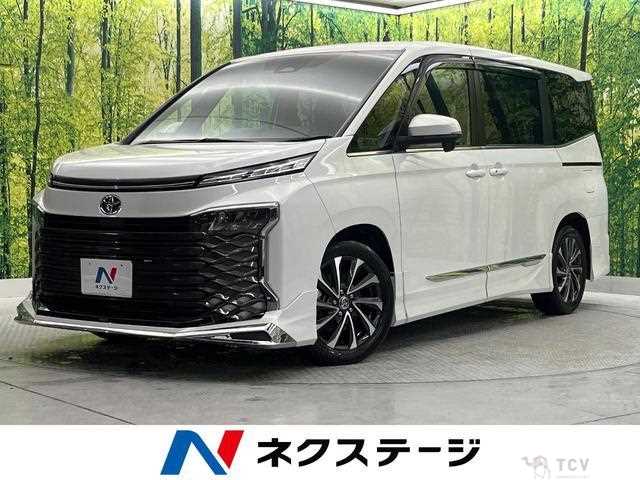 2023 Toyota Voxy