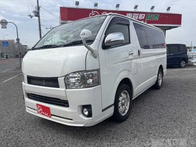2016 Toyota Regiusace Van