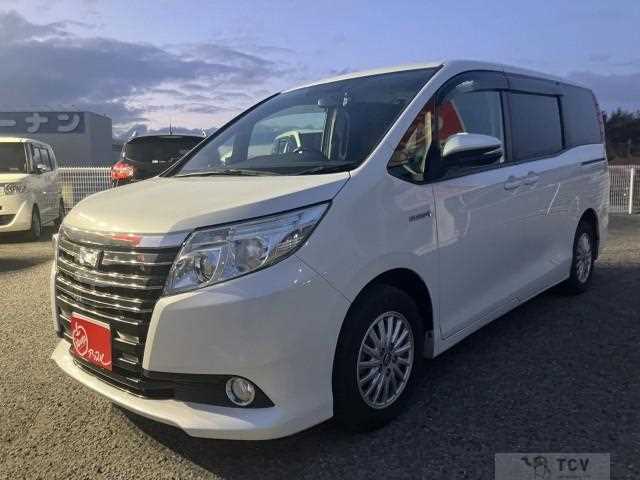 2015 Toyota Noah