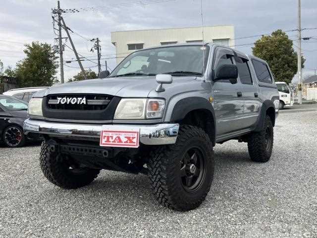 2003 Toyota Hilux Sports Pickup