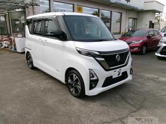 2023 Nissan ROOX