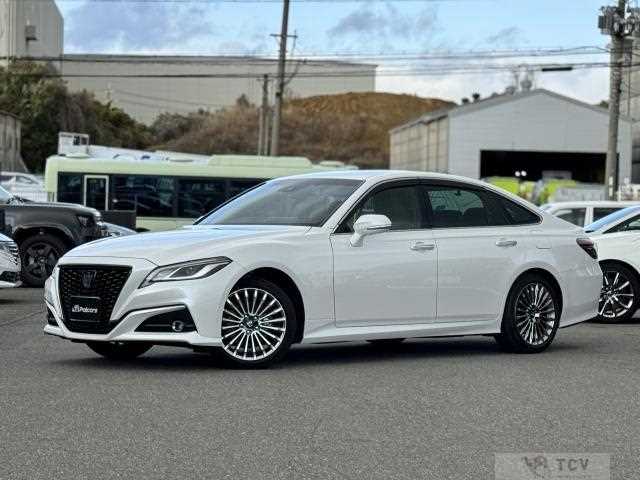 2022 Toyota Crown Hybrid