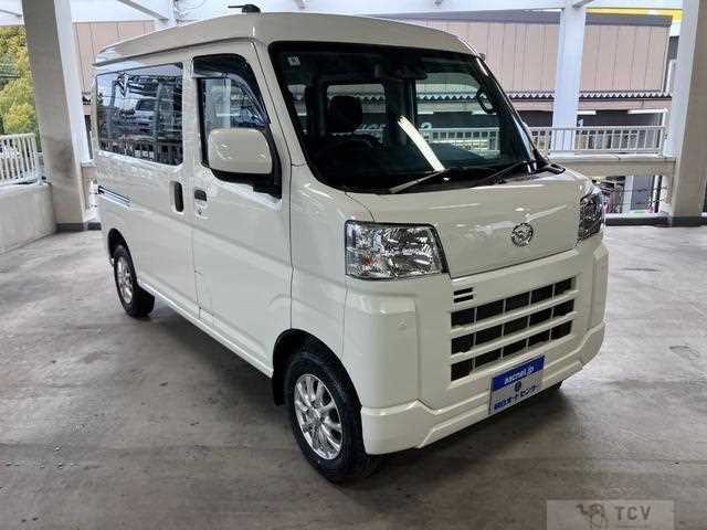 2023 Daihatsu Hijet Cargo