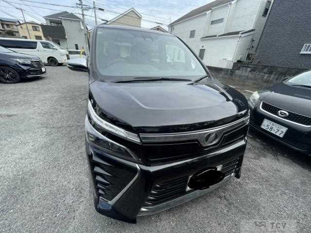 2019 Toyota Voxy