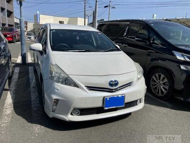 2012 Toyota PRIUS α