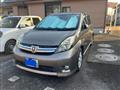 2012 Toyota Isis