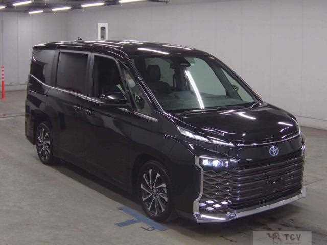 2023 Toyota Voxy