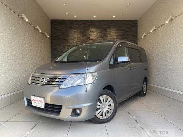 2009 Nissan Serena