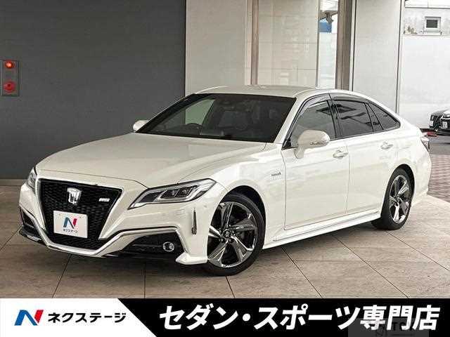 2018 Toyota Crown Hybrid
