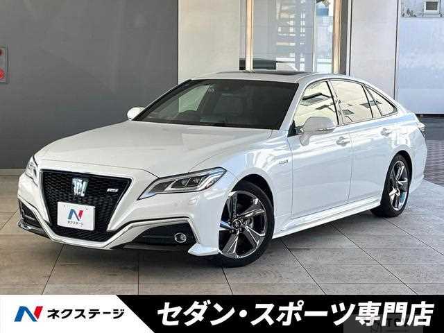 2018 Toyota Crown Hybrid