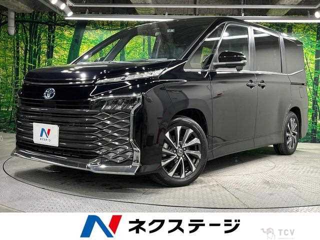 2023 Toyota Voxy