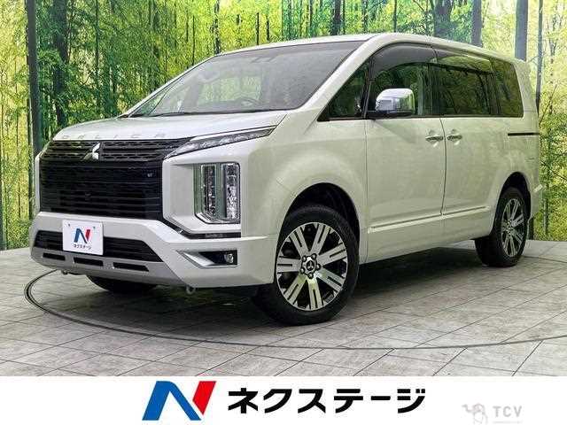 2019 Mitsubishi Delica D5