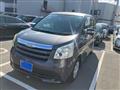 2010 Toyota Noah