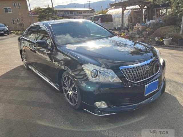 2011 Toyota Crown Majesta