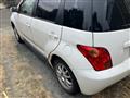 2004 Toyota IST