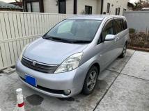 2005 Toyota Isis