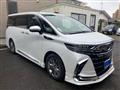 2023 Toyota Alphard Hybrid