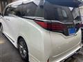 2023 Toyota Alphard Hybrid