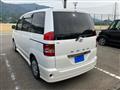 2002 Toyota Noah