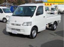 2015 Toyota Liteace Truck