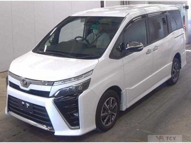 2017 Toyota Voxy
